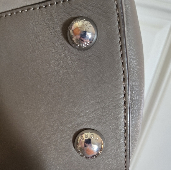 Michael Kors Bag EUC - Picture 5 of 16